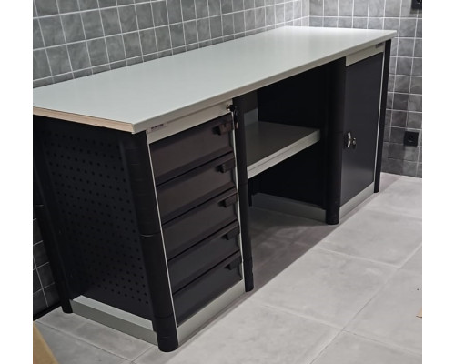 Стол верстак слесарный металлический с 2 тумбами с дверью и с 5 ящиками, 2000 мм, ПРАКТИК PROFI M № 204